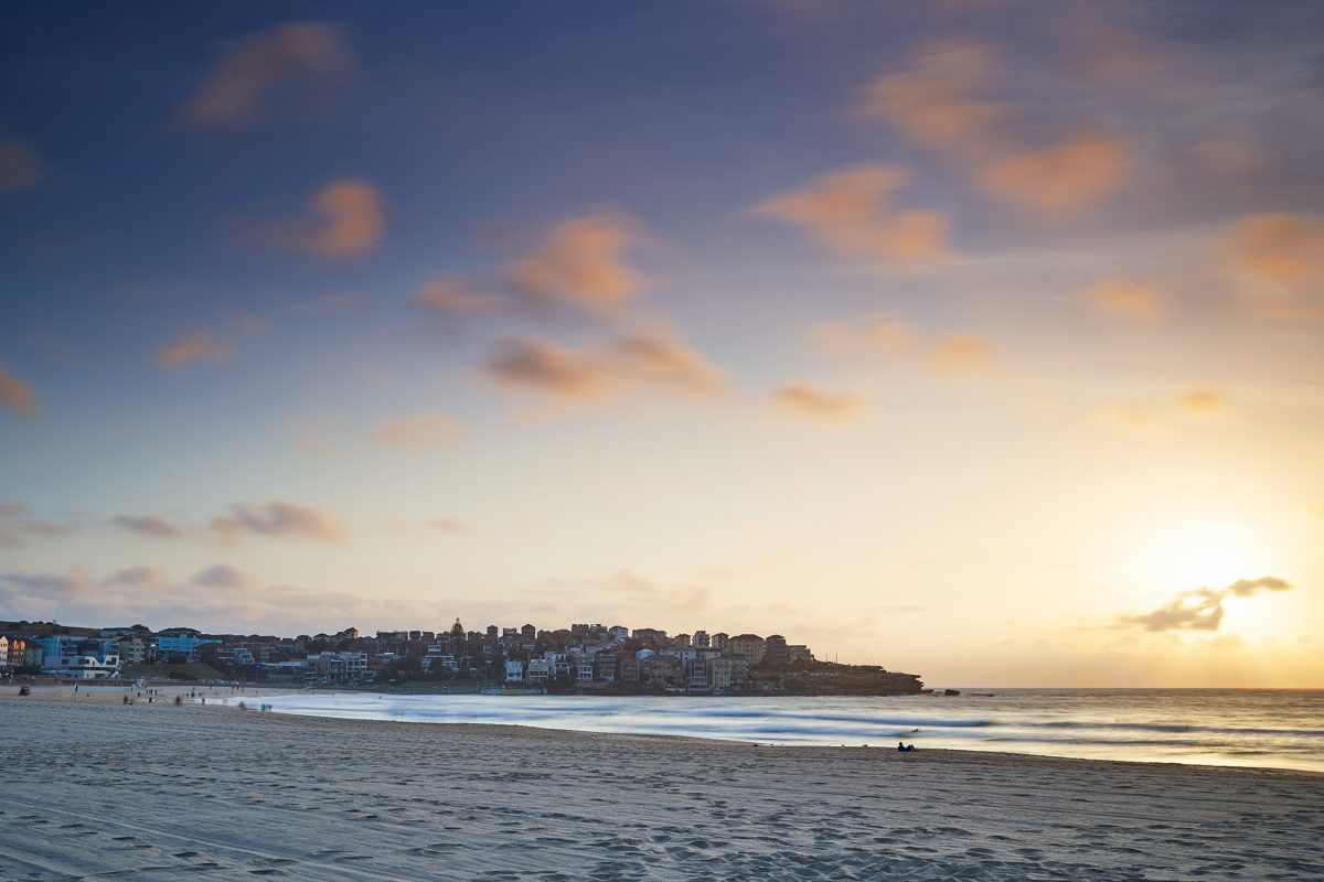 Morning tones of Bondi 5:45am