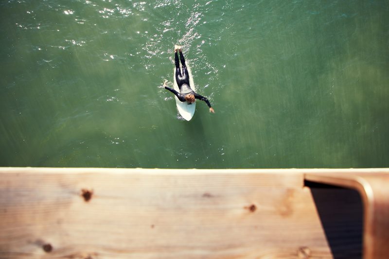 Crossing under the pier