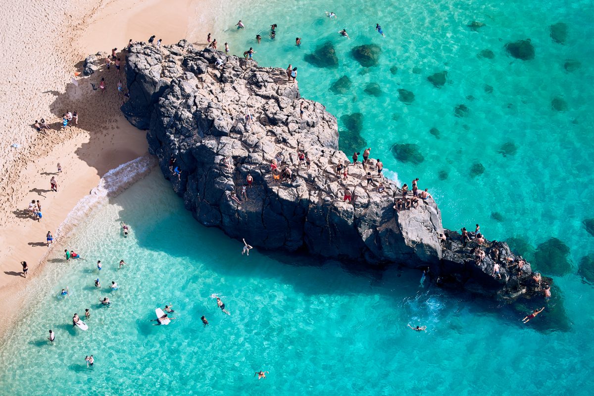 One of my favourite spots in the world, Waimea jump rock (Shot Aug 8. 2017)