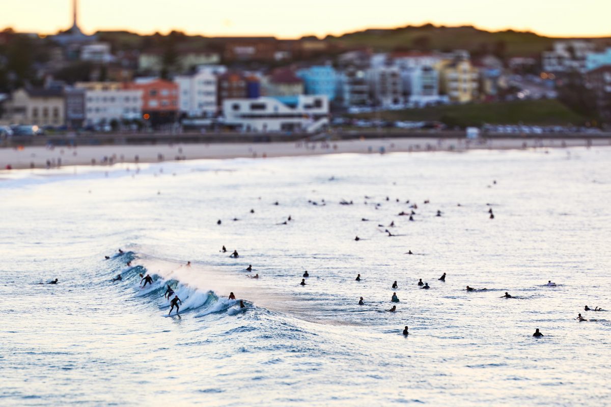 Looking for a quiet wave? Nah not here.