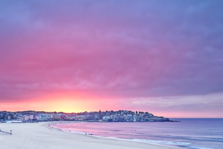 Iluka, Bondi Beach