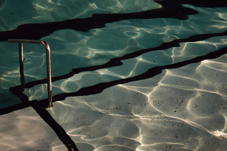 Pool light play, Bergs