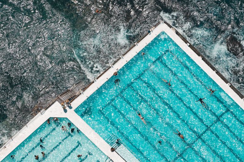 Icebergs under a slight northerly surface blow