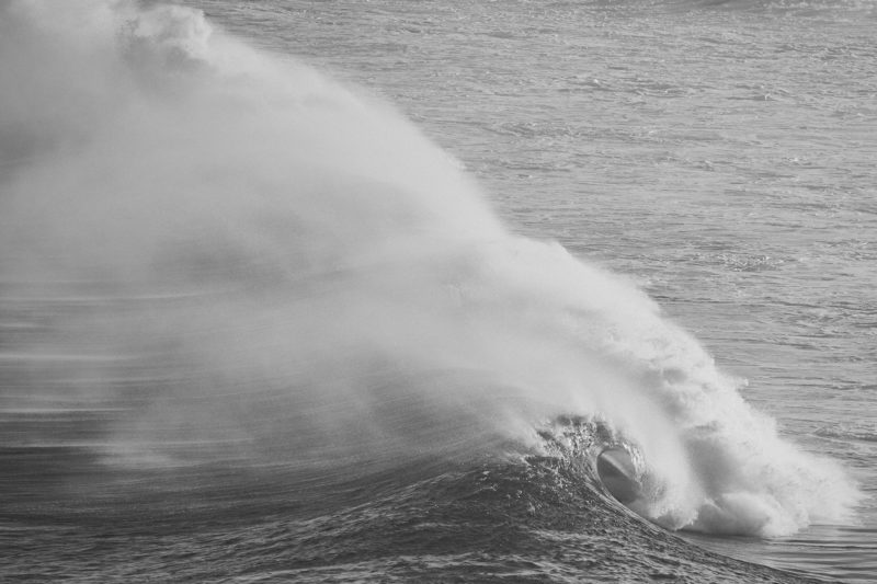 Roaring offshore - typical when the desert meets the sea. West Oz
