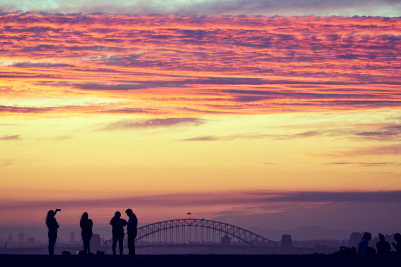 Last night, a colour fan over the city