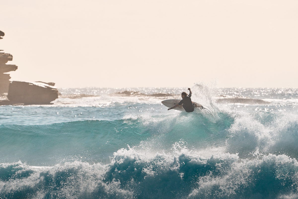 Bondi has some waves this morning, better without the full tide I reckon