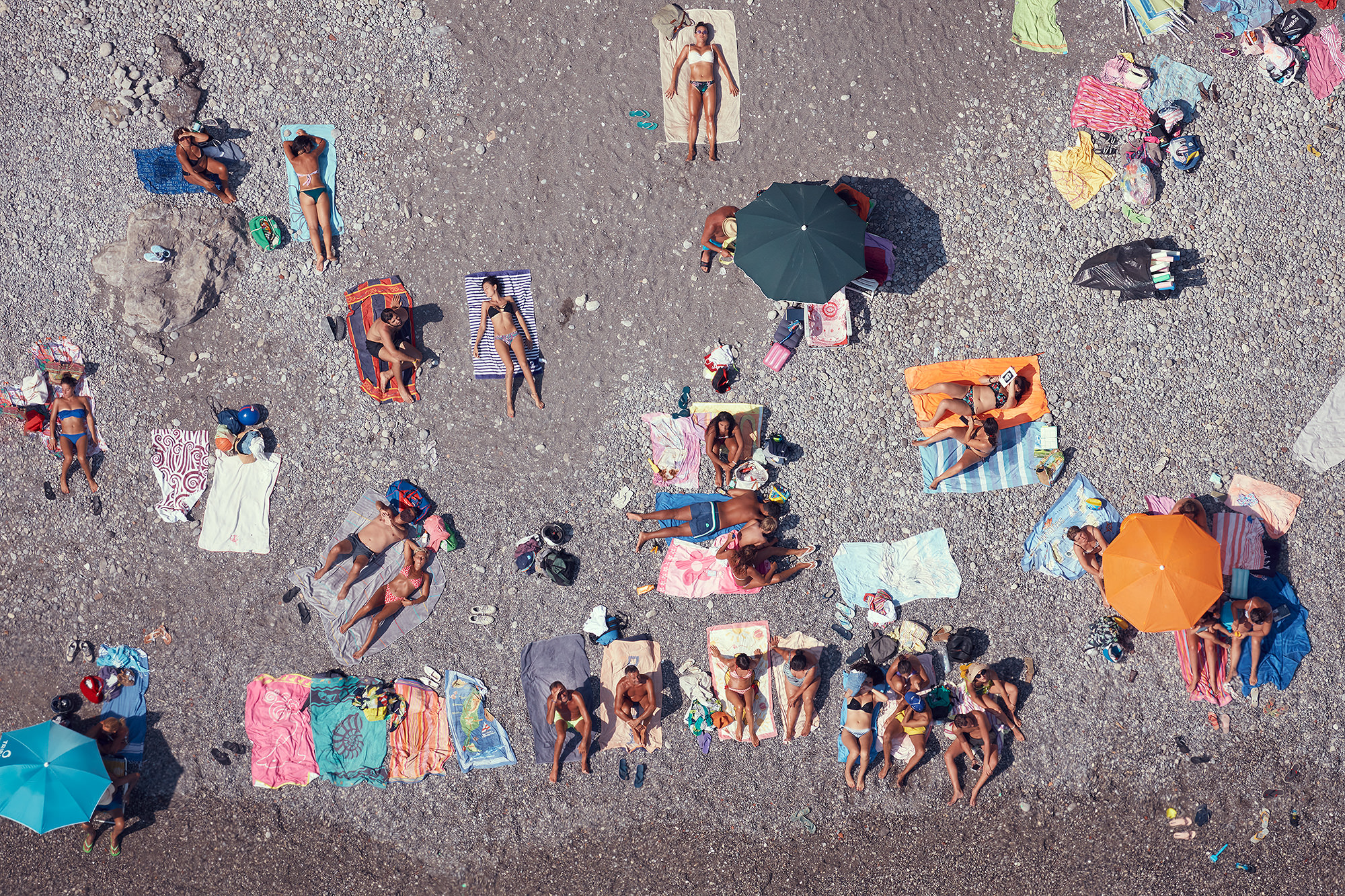 They sure love a deep, dark tan in Italy