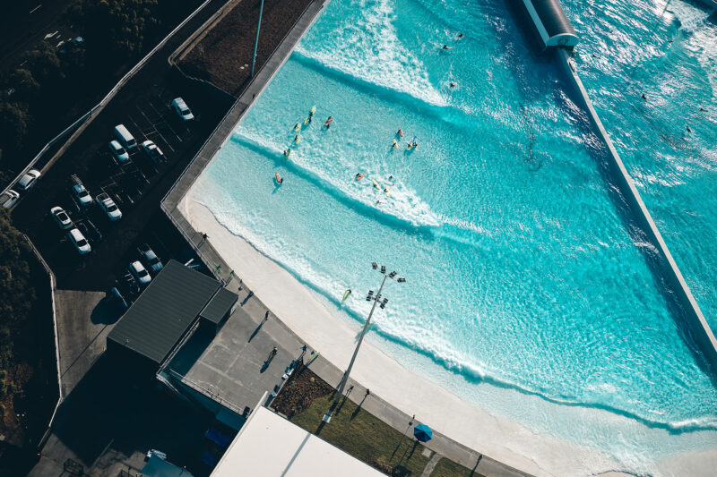 Contrasts of suburban surfing. Urbnsurf Sydney