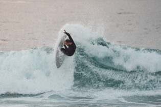 Fraser Dovell, full commitment to frontside jam