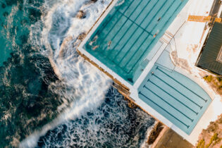 Slushie around Bondi Icebergs